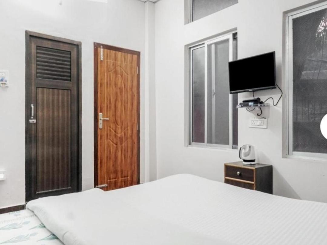 Hilltop Lodge Ґувахаті Екстер'єр фото
