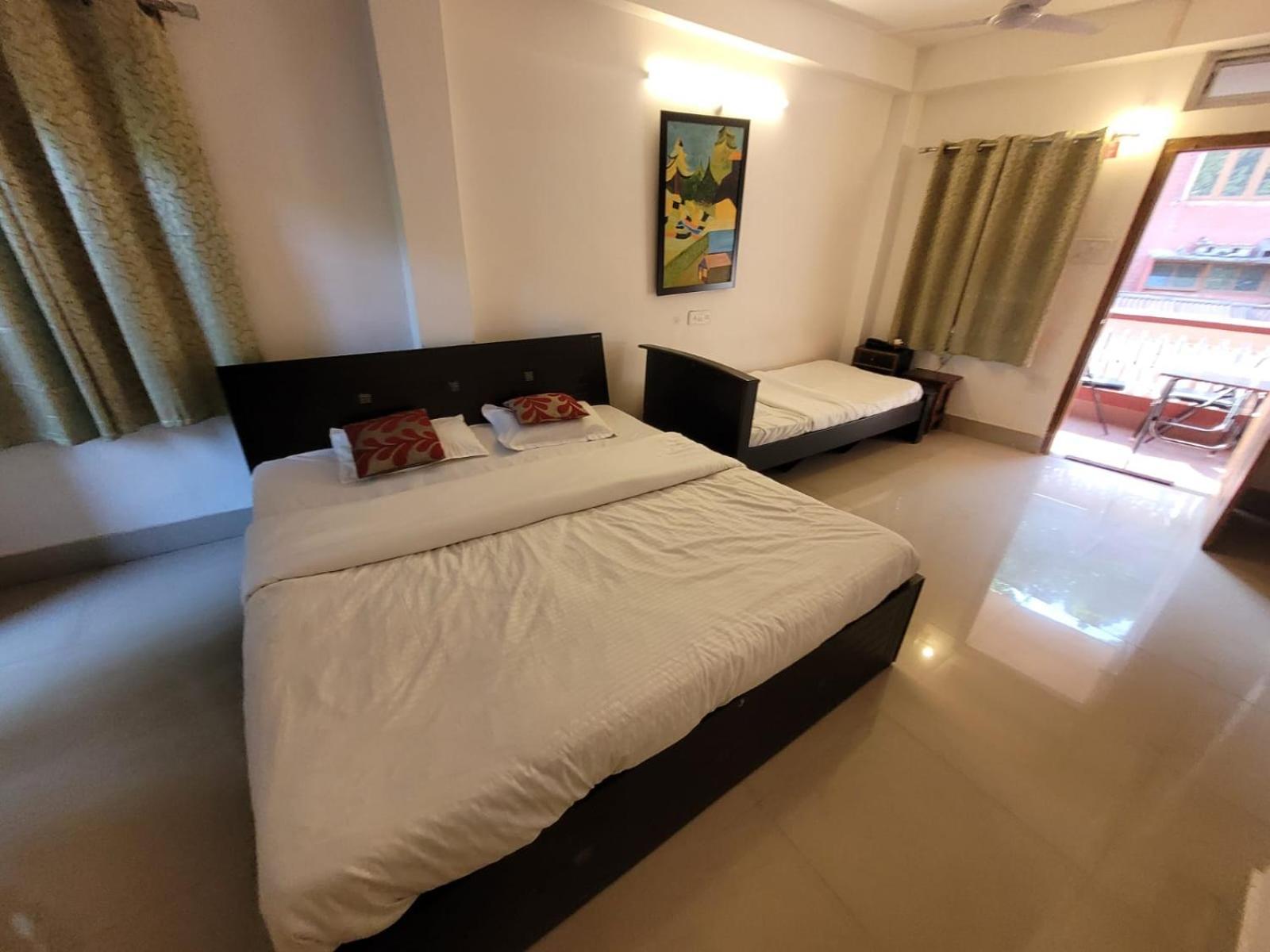 Hilltop Lodge Ґувахаті Номер фото